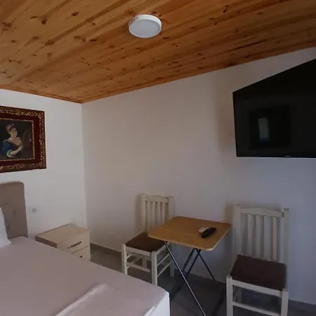 Apartment Francesko Ksamil